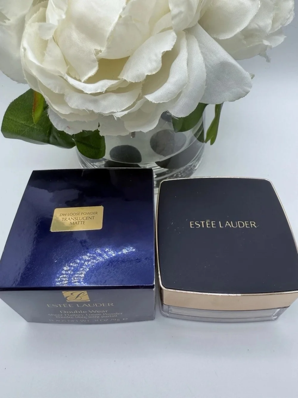 Estee Lauder Double Wear Sheer Flattery Loose Powder - Shade: Light Matte